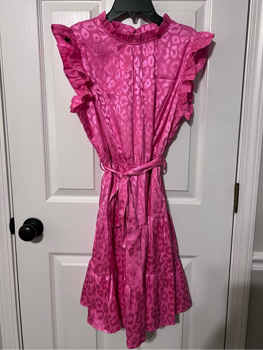 ADORA Pink Leopard Jacquard Ruffle Tiered Midi Dress Large